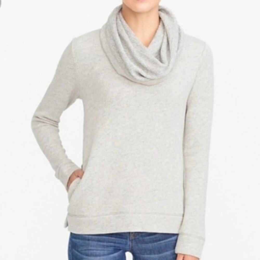 J. Crew Funnelneck Sweatshirt Gray Long Sleeve Pullover with pockets Size XS